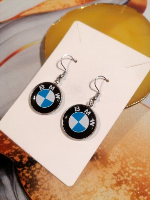 Boucle d'oreille BMW 