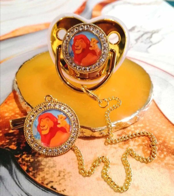 Tétine, sucette avec attache Le Roi Lion Simba 
