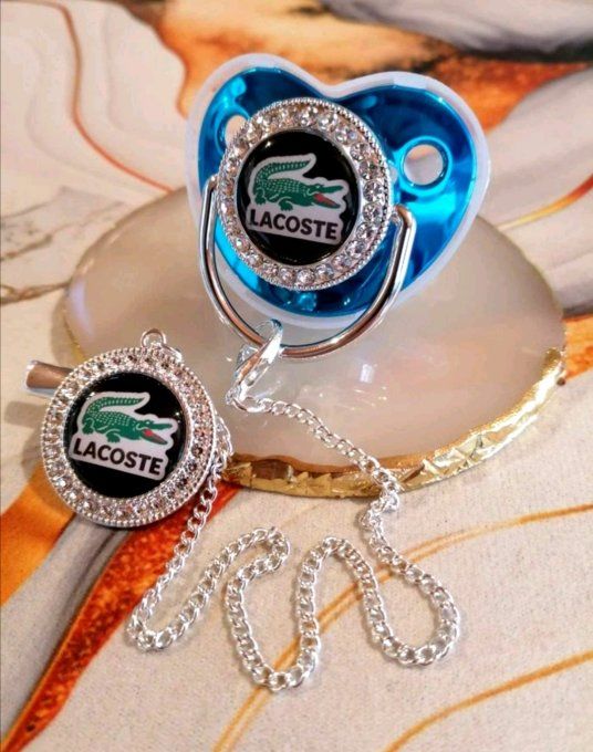 Tétine, sucette avec attache Lacoste 